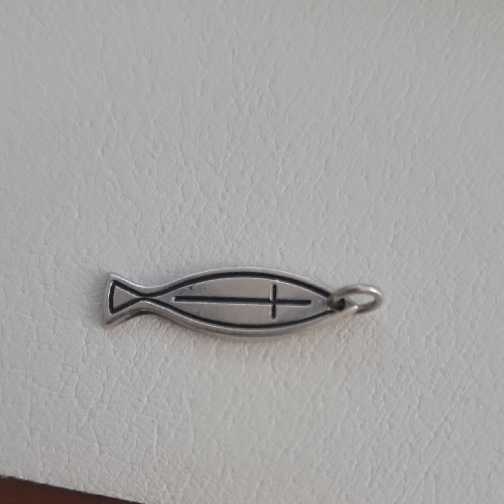 James Avery  Sterling Engravable Ichthus Fish & Cross Pendant Retired Very Rare